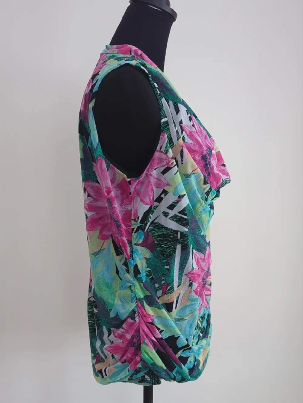 Dana Buchman Tropical Floral Cowl Neck Sleeveless Ruched Blouse Top Large LARGE